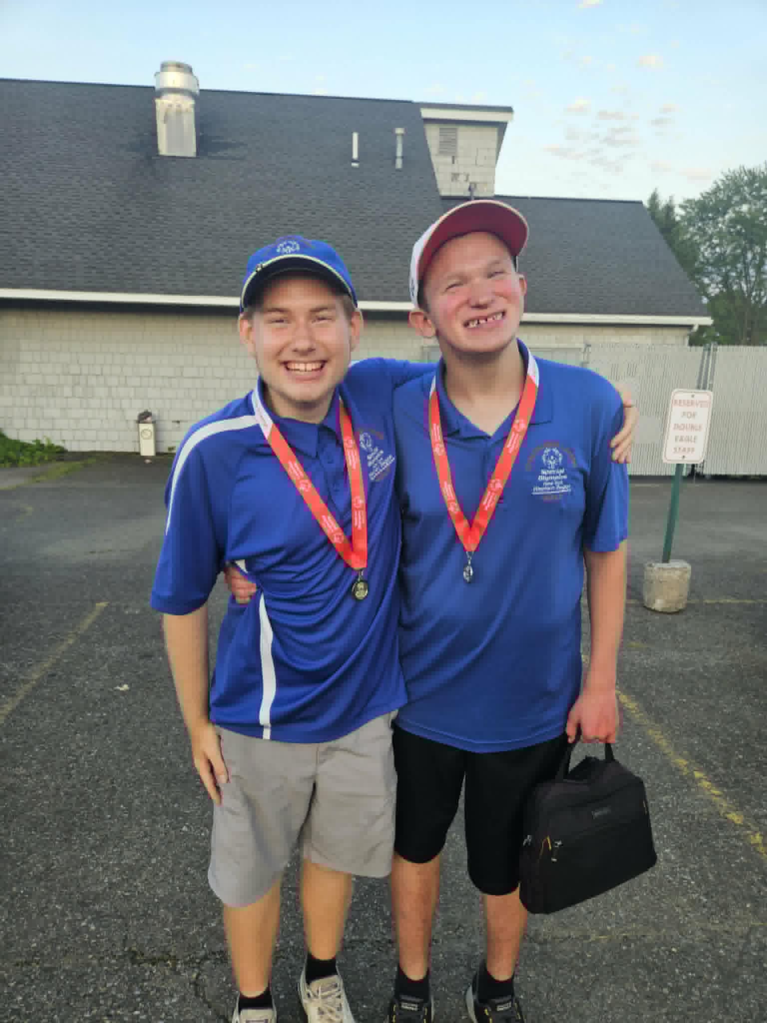 Back in Action: CHQ Lakers Special Olympics teams return to softball field, golf courses